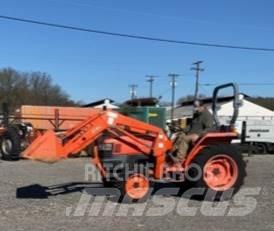 Kubota L3400 曳引機