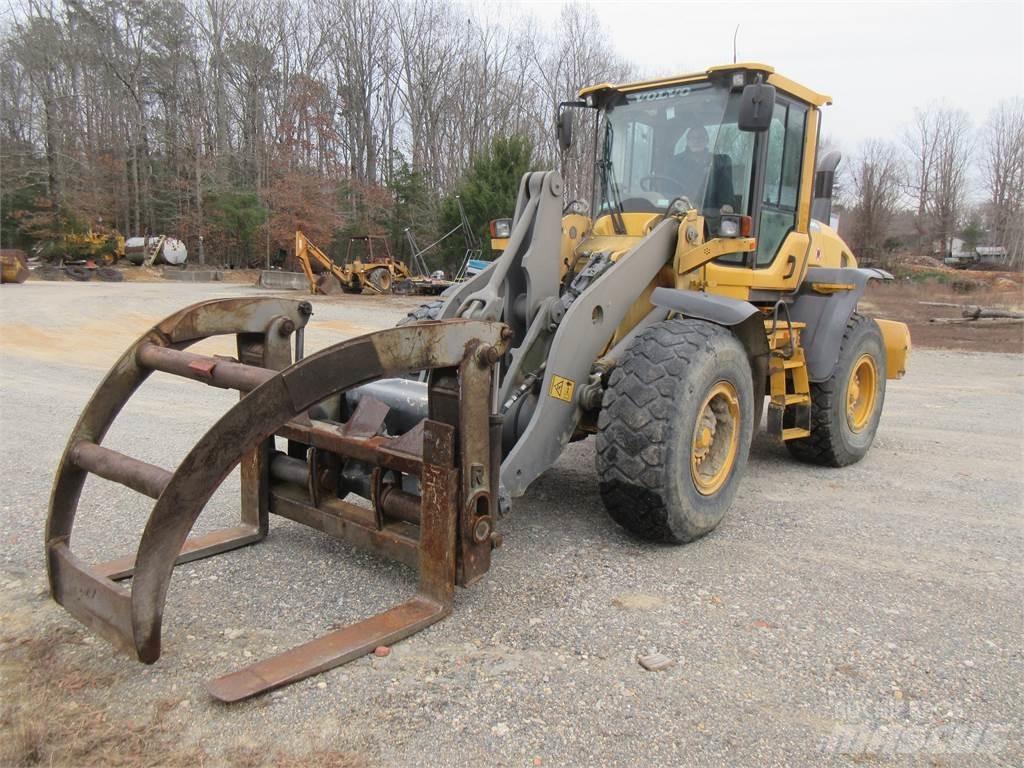 Volvo L90 輪胎式裝載機