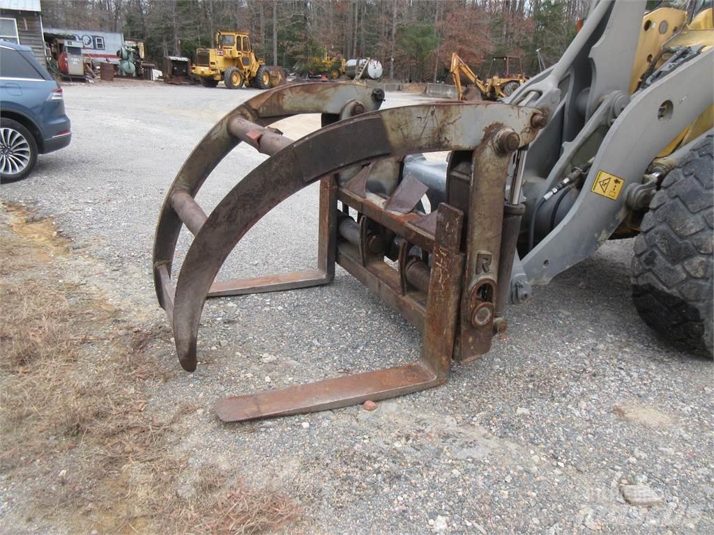 Volvo L90 輪胎式裝載機