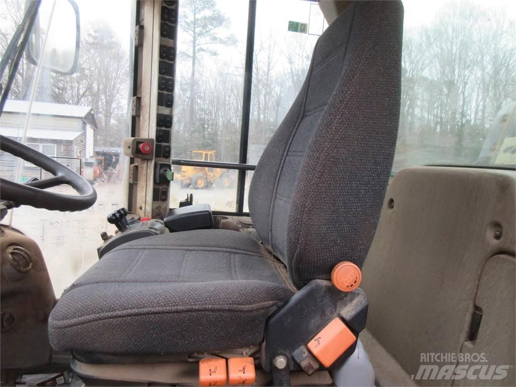 Volvo L90 輪胎式裝載機