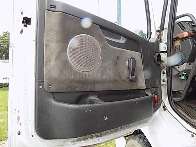 Volvo VNM 商用底盤車