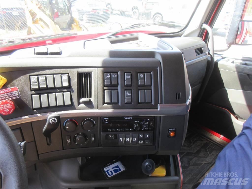 Volvo Volvo 傾卸式卡車