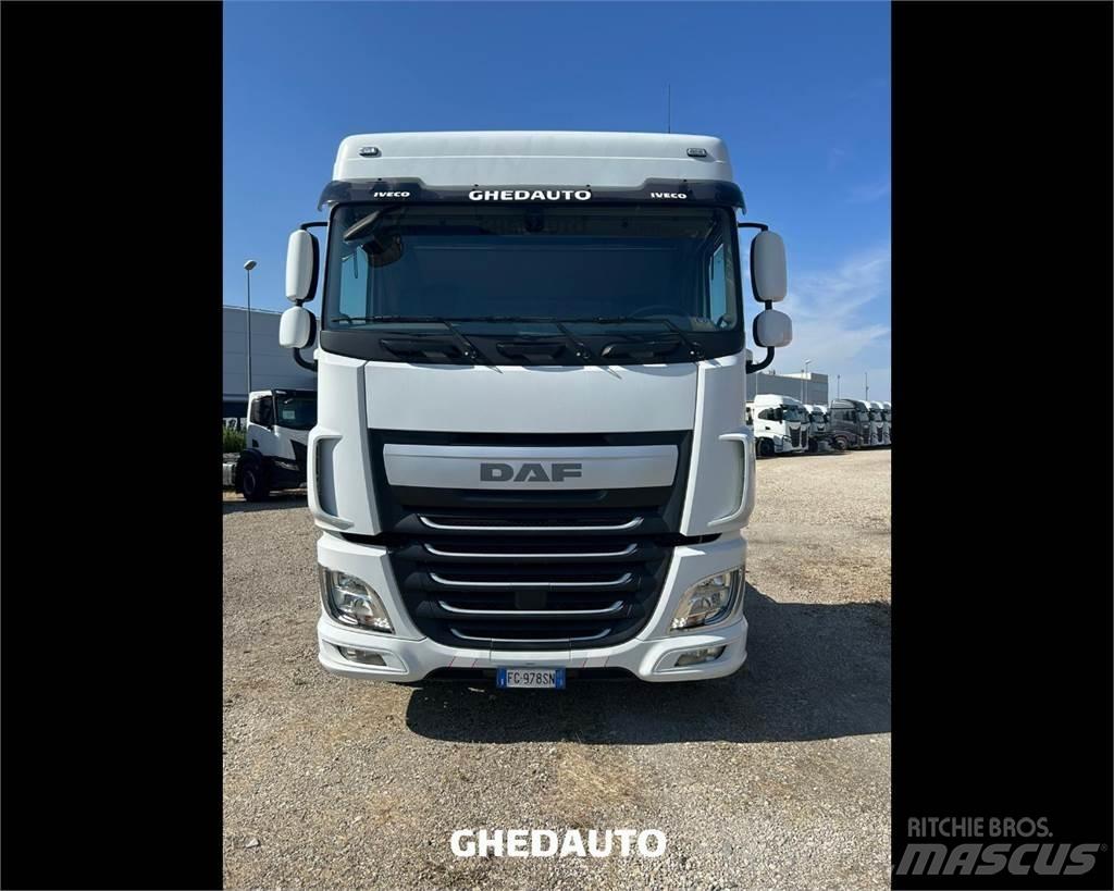 DAF DAF 貨箱式卡車