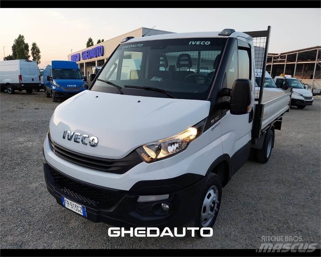 Iveco 35C14 車廂