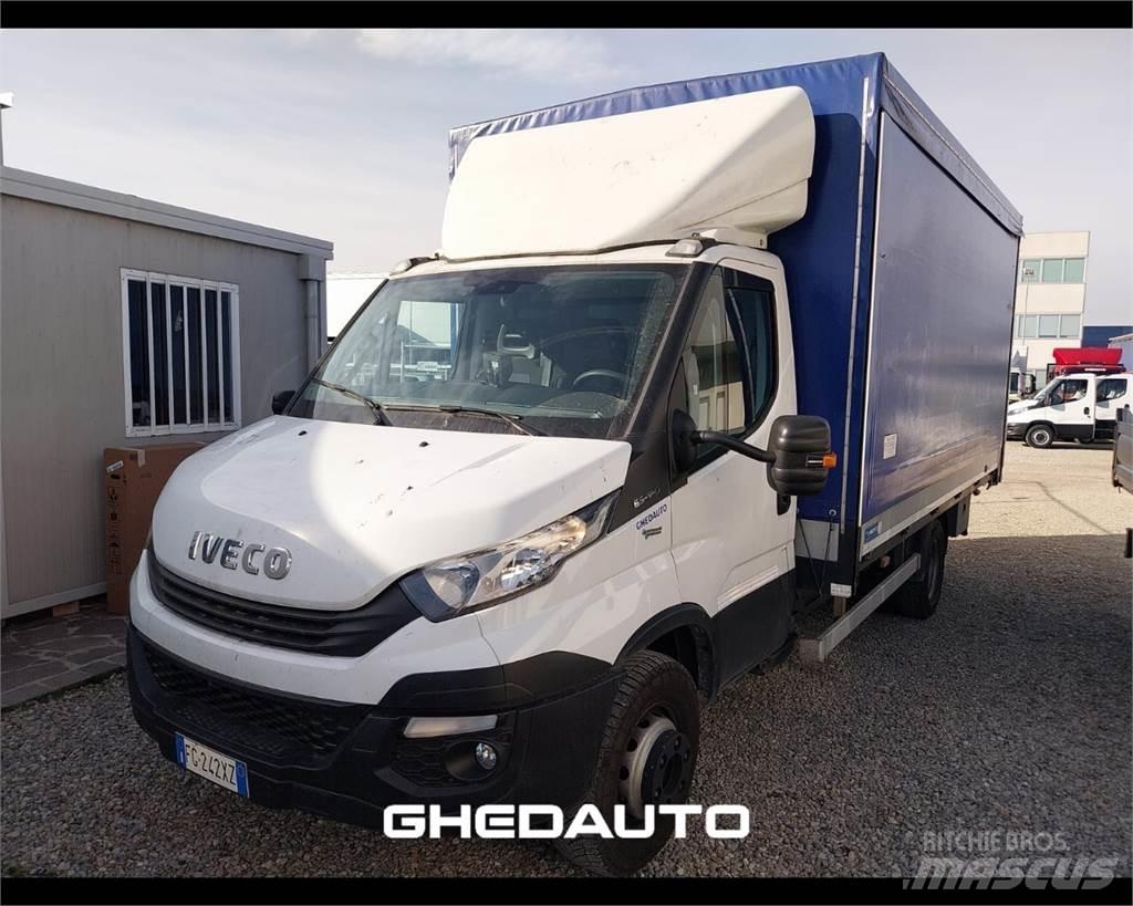 Iveco 65C15 貨箱式卡車