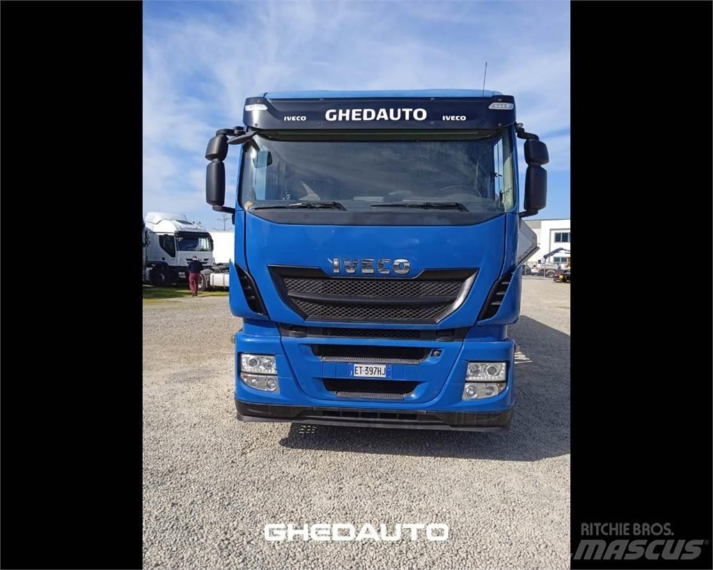 Iveco AS260S48Y 貨箱式卡車