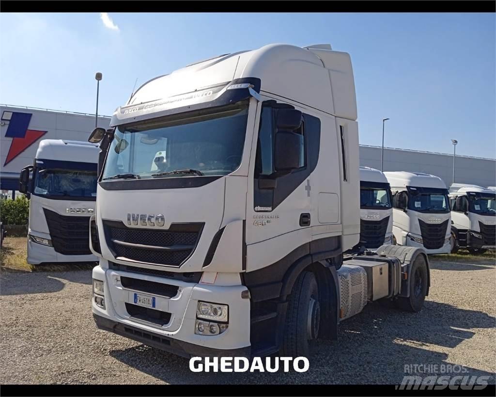 Iveco AS440S48 貨箱式卡車