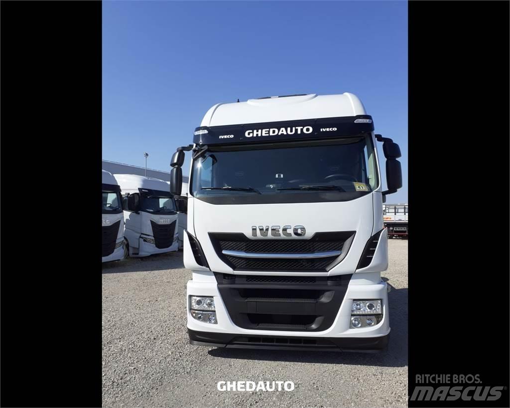 Iveco AS440S48 貨箱式卡車
