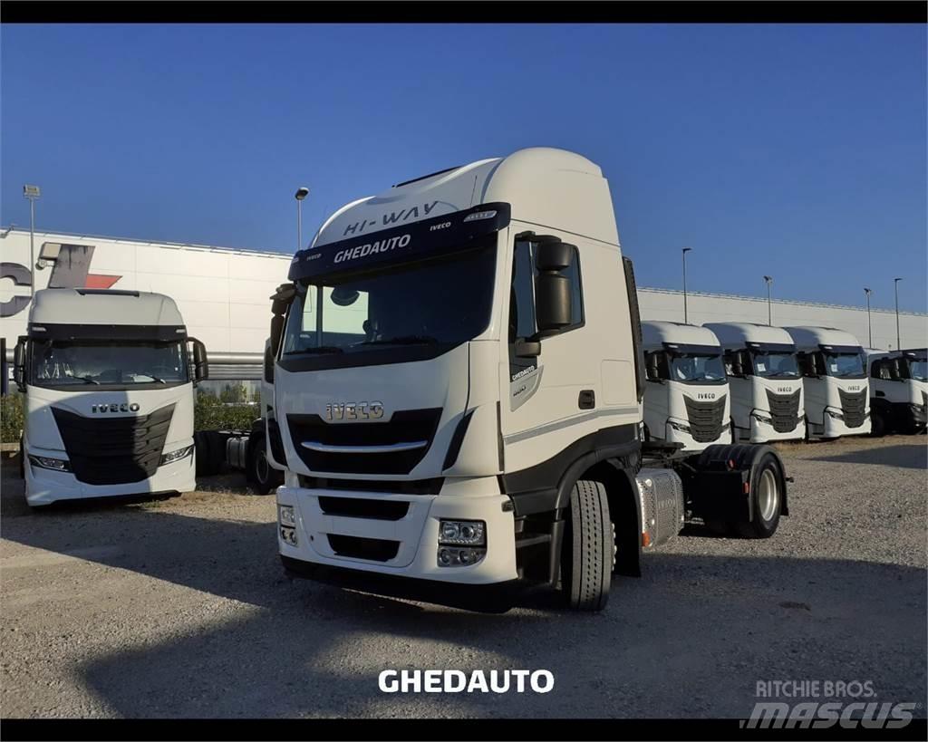 Iveco AS440S48T/P 貨箱式卡車