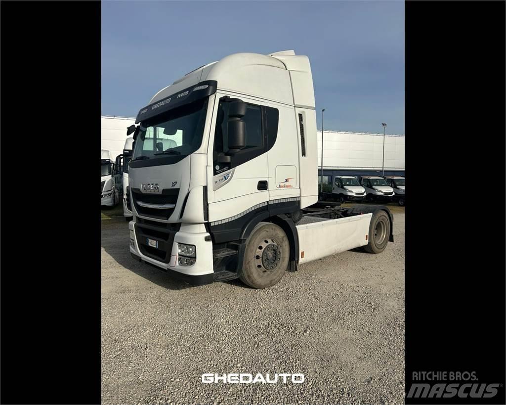 Iveco AS440ST 貨箱式卡車