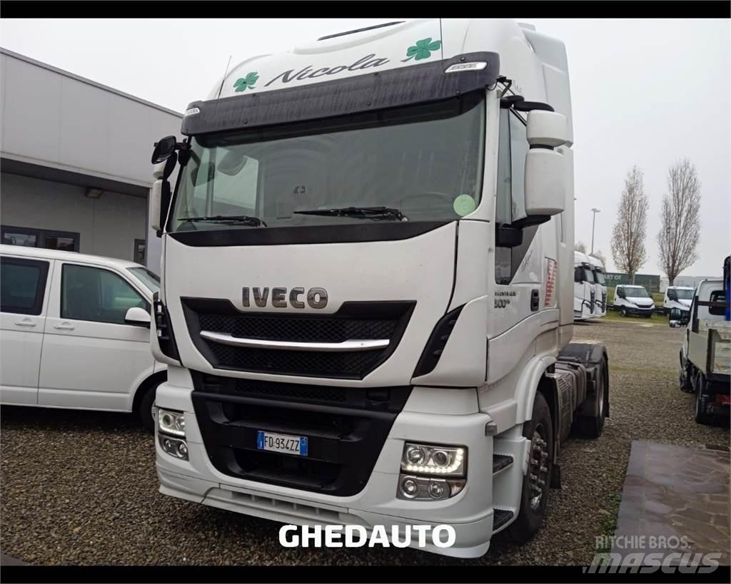 Iveco AS440ST/P 貨箱式卡車