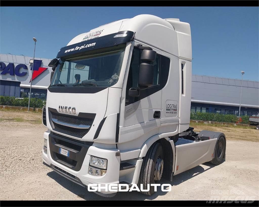 Iveco AS440ST/P 貨箱式卡車