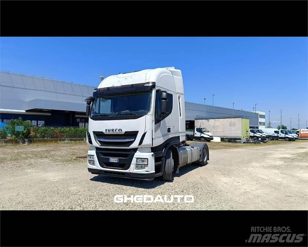 Iveco AS440ST/P 貨箱式卡車