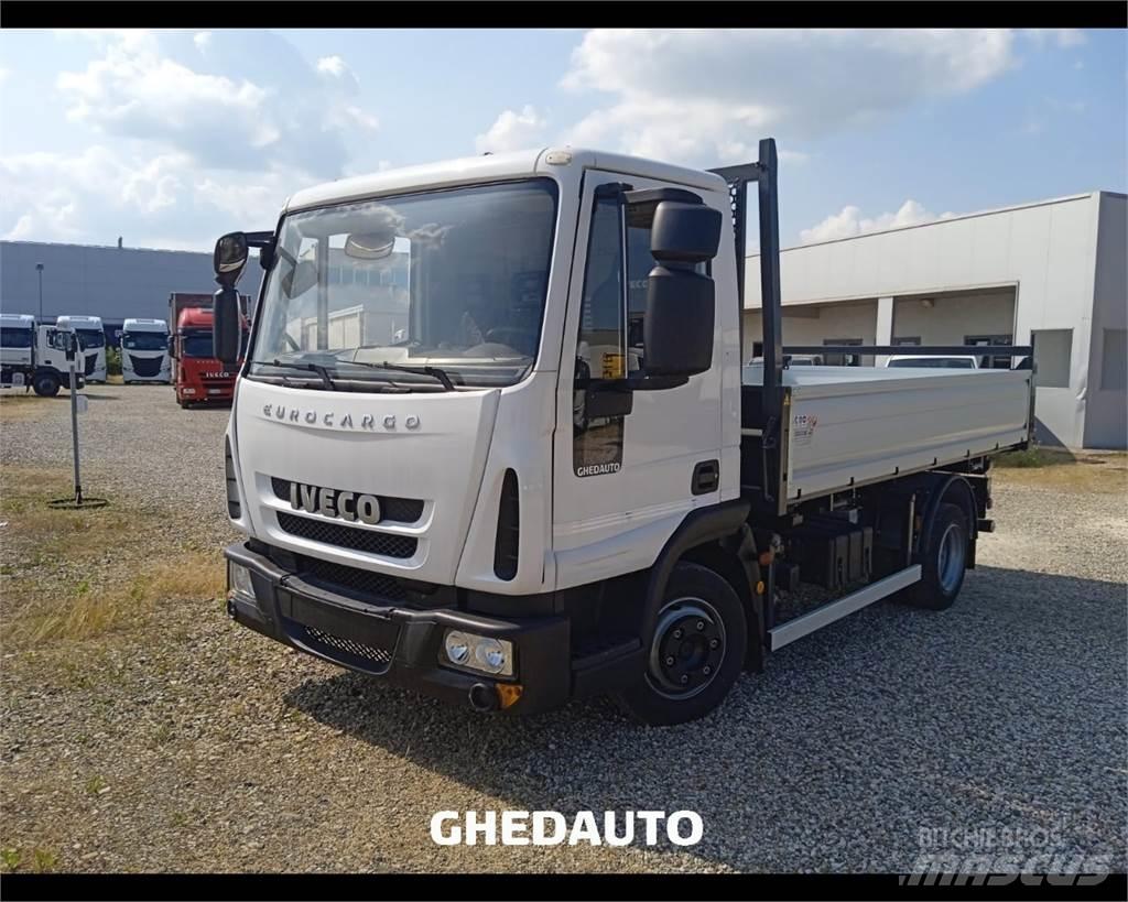 Iveco ML75E18 貨箱式卡車