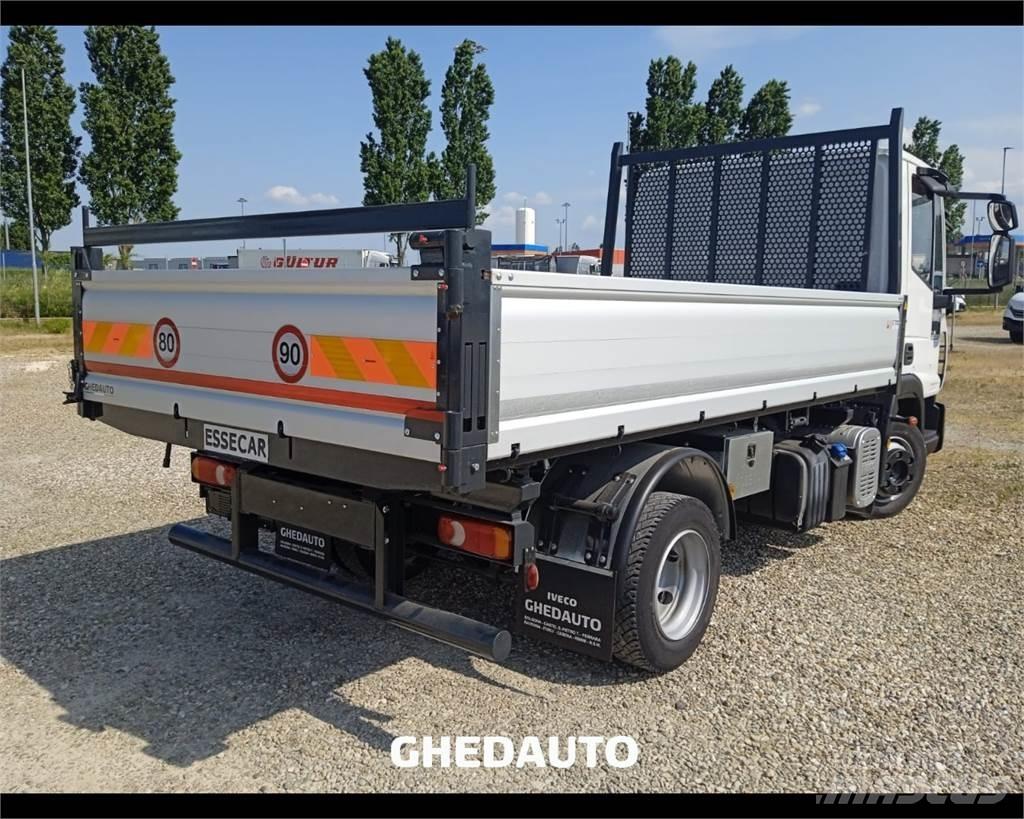 Iveco ML75E18 貨箱式卡車