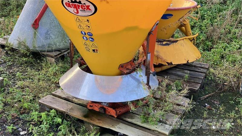 Agrex 300 砂鹽撒布機