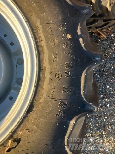 Mitas  輪胎、車輪和輪圈