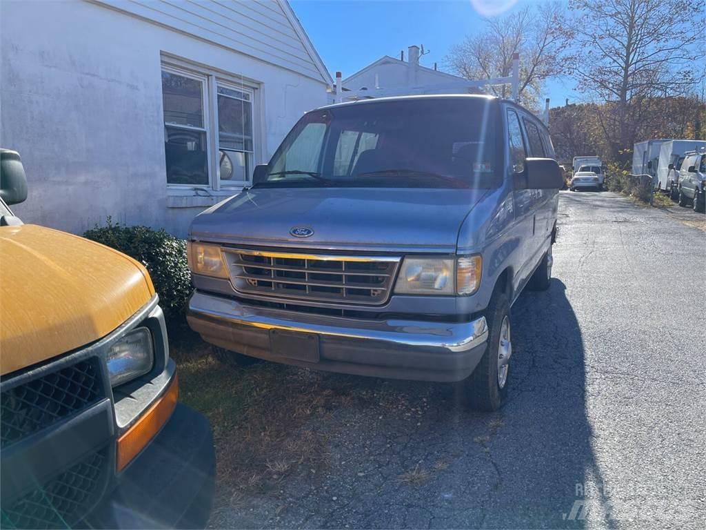 Ford E-250 廂式貨物運輸車
