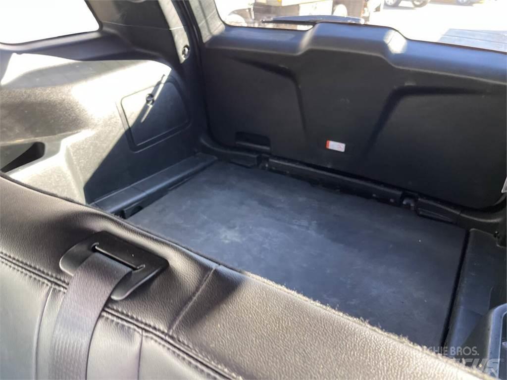 Ford Explorer 汽車