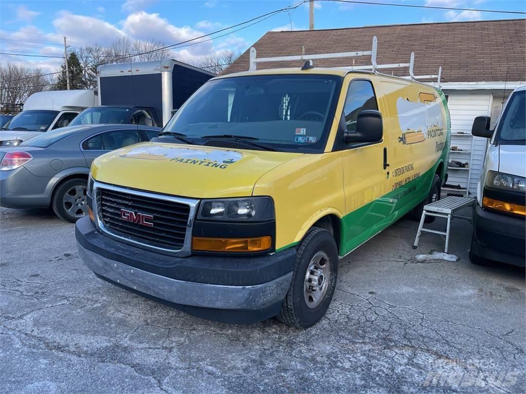 GMC Savana 廂式貨物運輸車