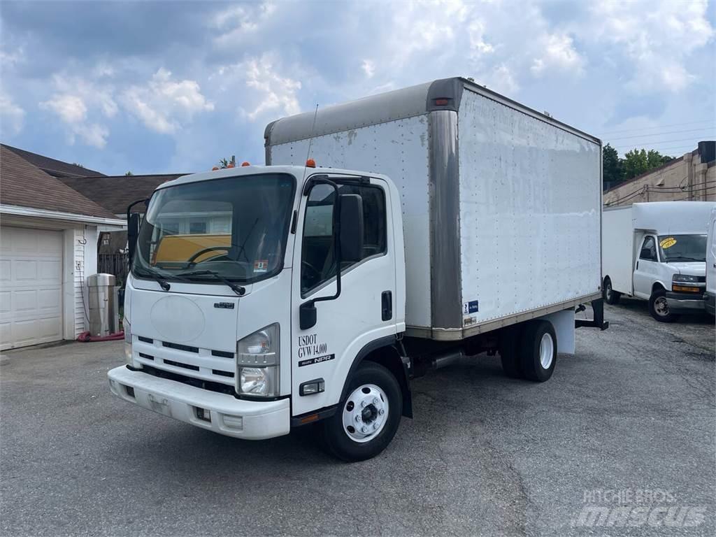 Isuzu NPR 貨箱式卡車
