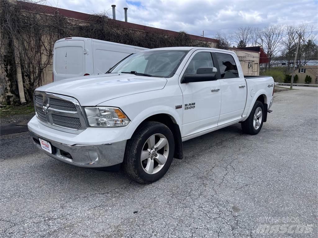 RAM 1500 皮卡.傳統半斗卡車/側卸板