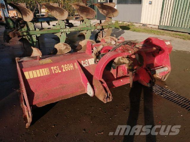 Agram TSL 260H 田間拖曳