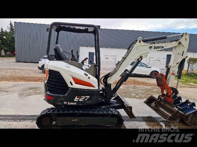 Bobcat E27 小型挖土機/掘鑿機<7t(小型挖掘機)