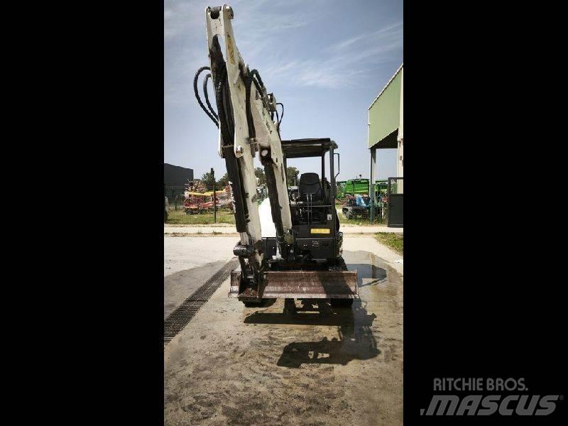 Bobcat E34 小型挖土機/掘鑿機<7t(小型挖掘機)
