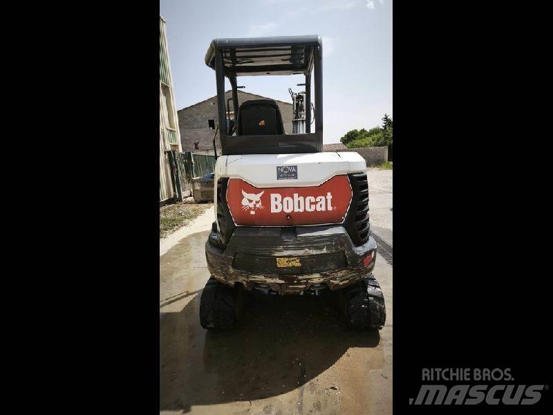 Bobcat E34 小型挖土機/掘鑿機<7t(小型挖掘機)