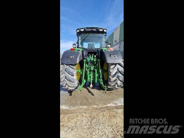 John Deere 6210 R 曳引機