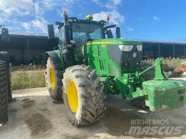 John Deere 6230R 曳引機