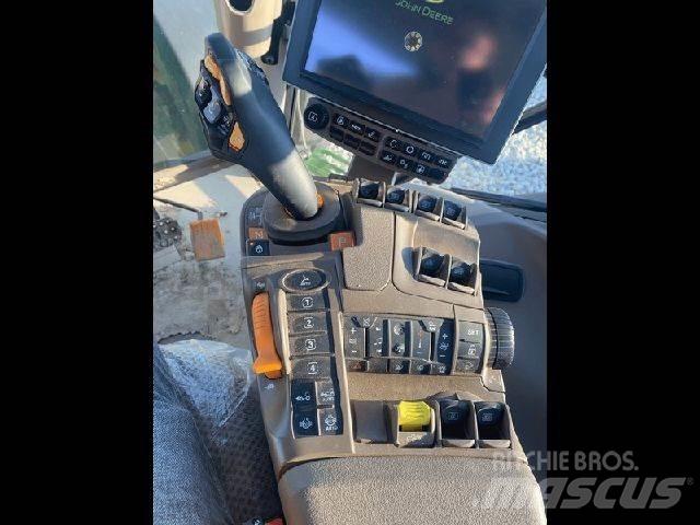 John Deere 6R120 曳引機