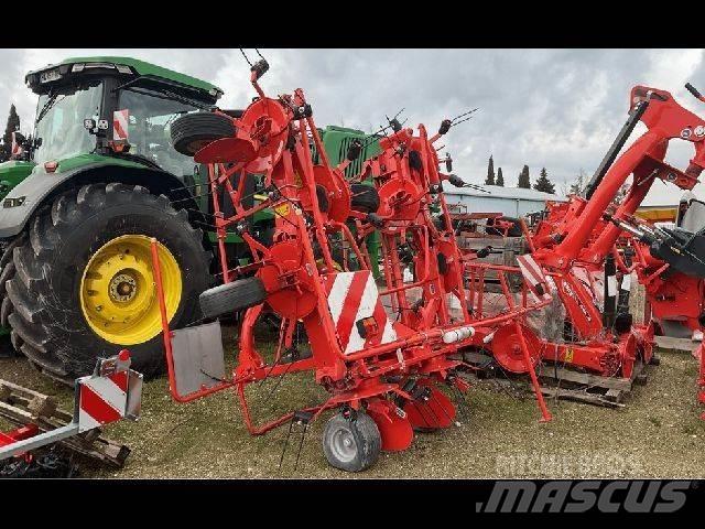 Kuhn 7902 耙與翻草機