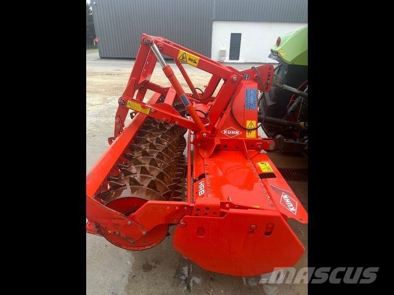 Kuhn HRB 303 D 耙車