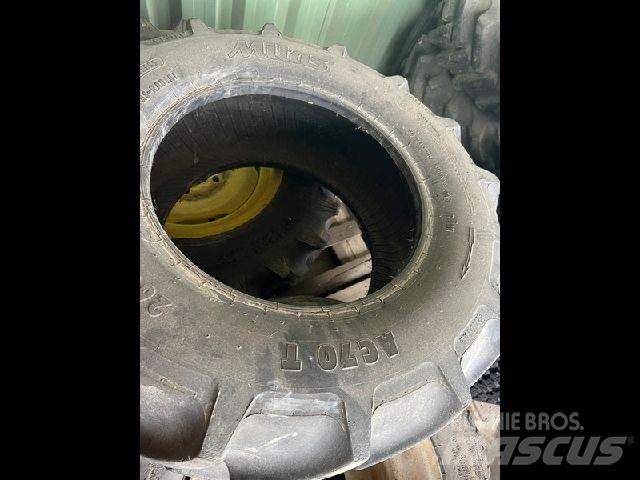 Mitas 260/70R16 其他農業機械