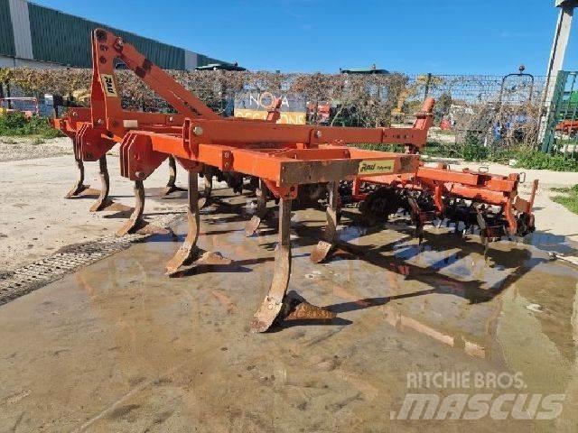 Rau PM 2 P 4 M 中耕管理機