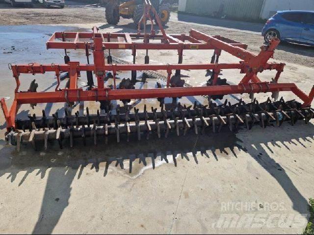 Rau PM 2 P 4 M 中耕管理機
