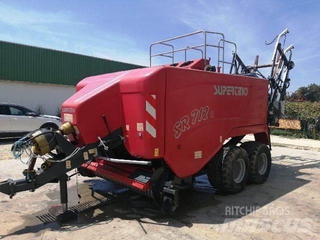Supertino 712R 方形打捆機