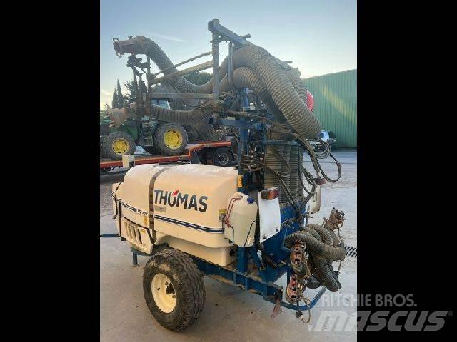 Thomas TTZ 800 牽引式噴霧機