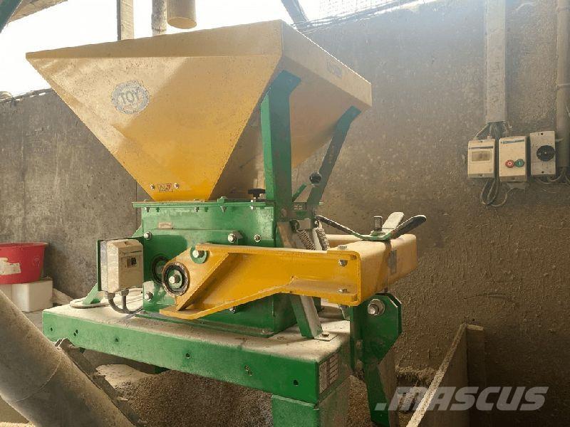 TOY AP 150 其他農業機械