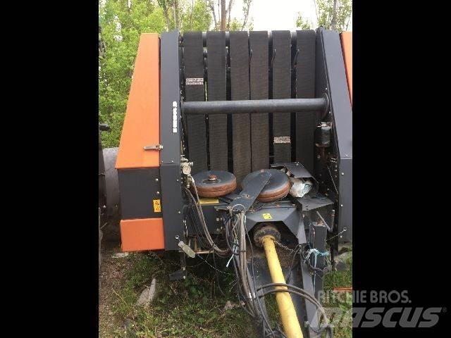 Vicon RV 157 圓型牧草打包機