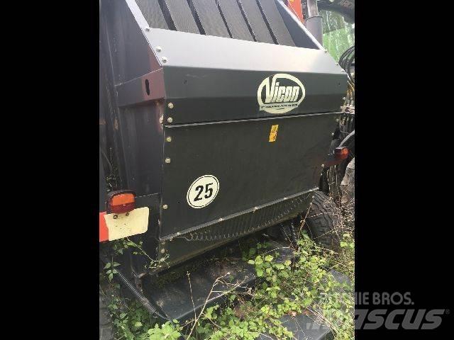 Vicon RV 157 圓型牧草打包機