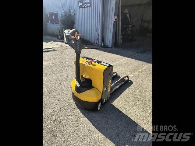 Yale MP16UX 其他物料運輸工具