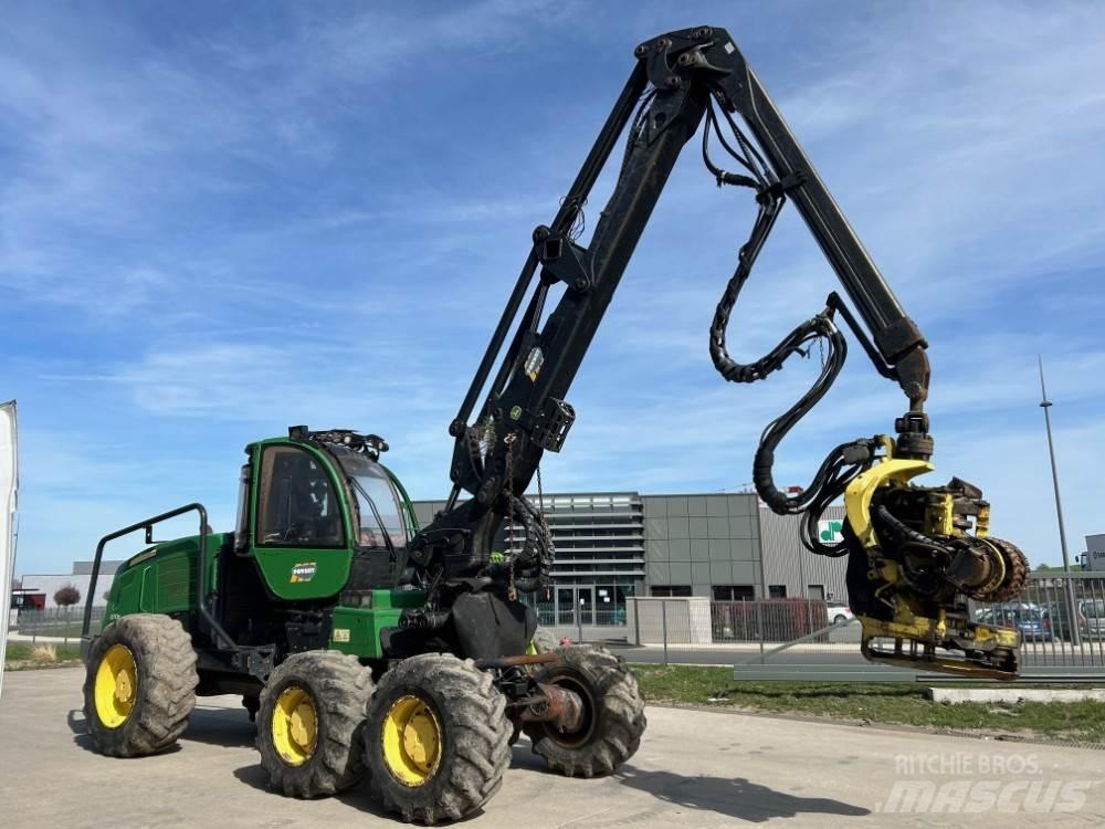 John Deere 1270E 伐木歸堆機
