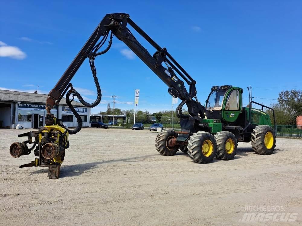 John Deere 1270E 伐木歸堆機