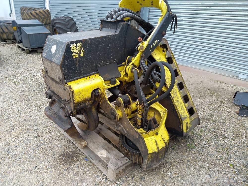John Deere H415 收穫機頭