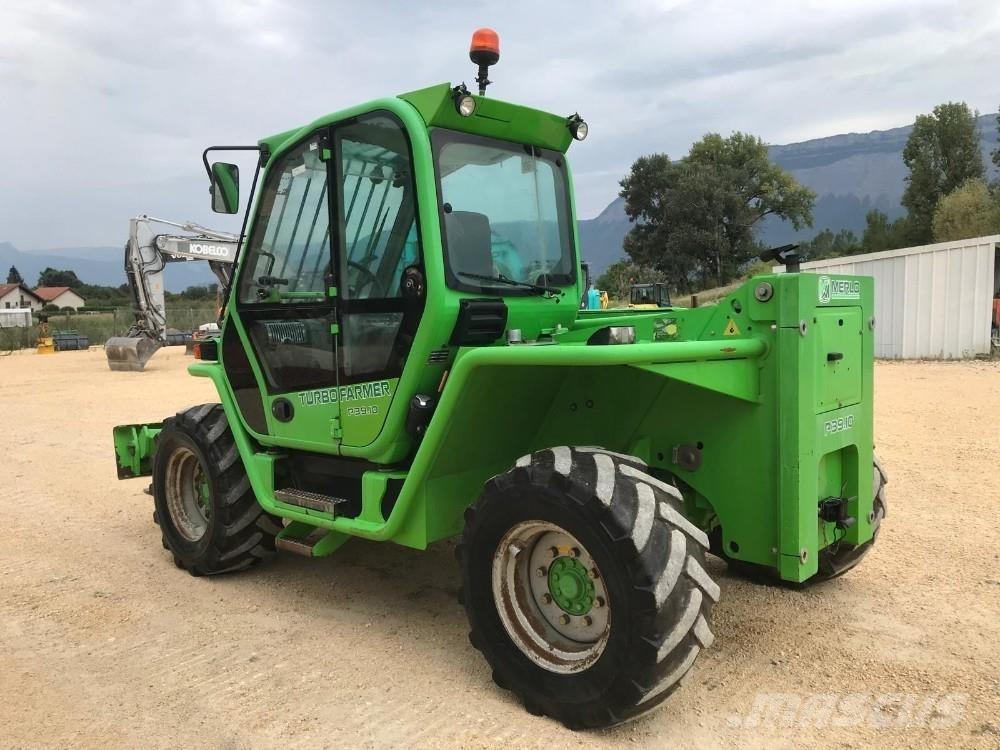 Merlo P39.10 伸縮臂操作車