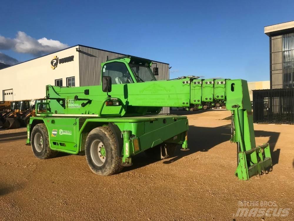 Merlo R40.26MCSS 伸縮臂操作車