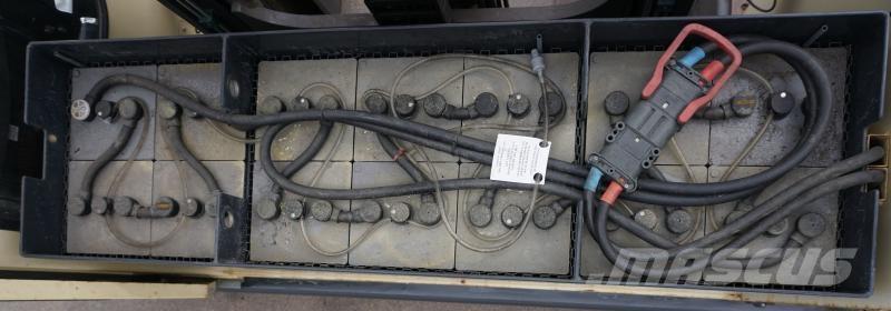 Hubtex S40E 鏟裝機